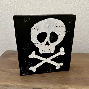 Skull & Crossbones Black Distressed Wooden Sign Home Decor